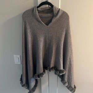La Fiorentina Grey Rabbit Fur Poncho Sweater (O/S)